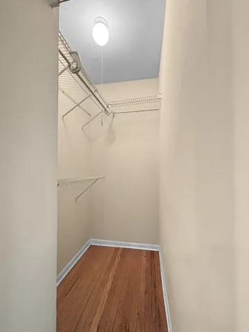 $1,150 | 4240 North Clarendon Avenue, Unit 208S, Chicago, IL 60613