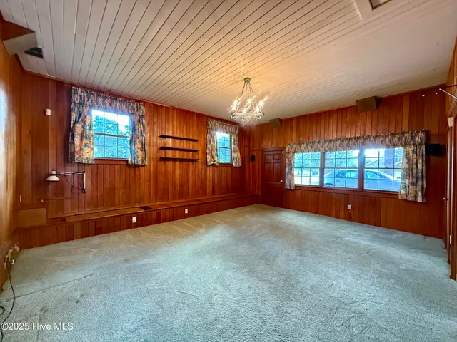 $315,000 | 115 Quail Drive, Plymouth, NC 27962