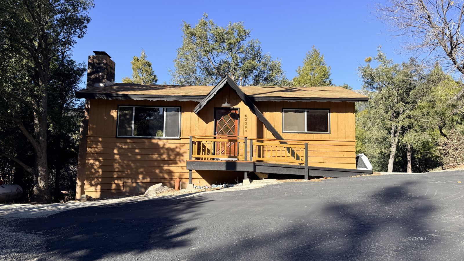 53390 Circle View Drive Idyllwild, CA 92549 - Photo 1 of 22 a front view of a house with a yard