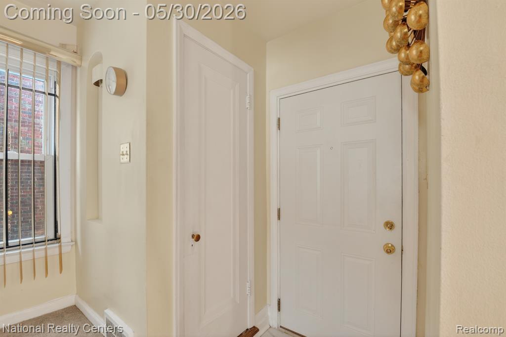 3956 Harvard Road Detroit, MI 48224 - Photo 4 of 44