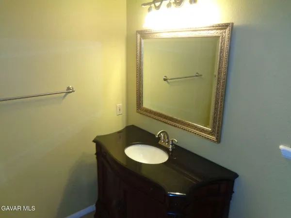 $3,195 | 5736 Bulford Place, Quartz Hill, CA 93536