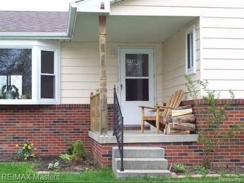 7032 Mentel Road Newport, MI 48166 - Photo 2 of 16 FB_IMG_1471370470070.jpg