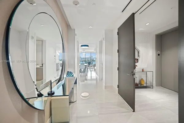 $1,950,000 | 3300 Northeast 188th Street, Unit 414, Aventura, FL 33180