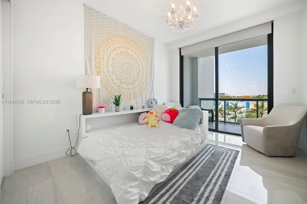 $1,950,000 | 3300 Northeast 188th Street, Unit 414, Aventura, FL 33180