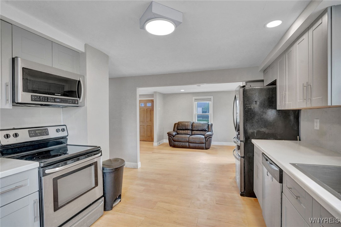 224 Cayuga Road Cheektowaga, NY 14225 - Photo 12 of 28