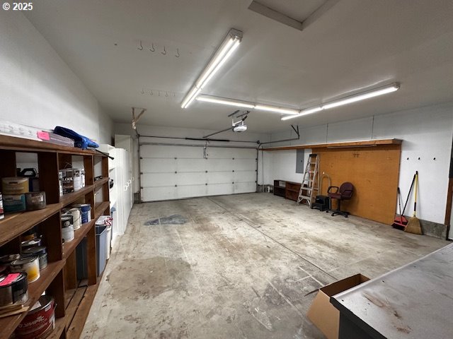 3932 Spruce Street Florence, OR 97439 - Photo 20 of 39 a view of a room with gym equipment