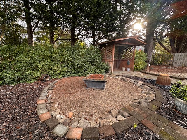 3932 Spruce Street Florence, OR 97439 - Photo 27 of 39 a view of a house with a yard