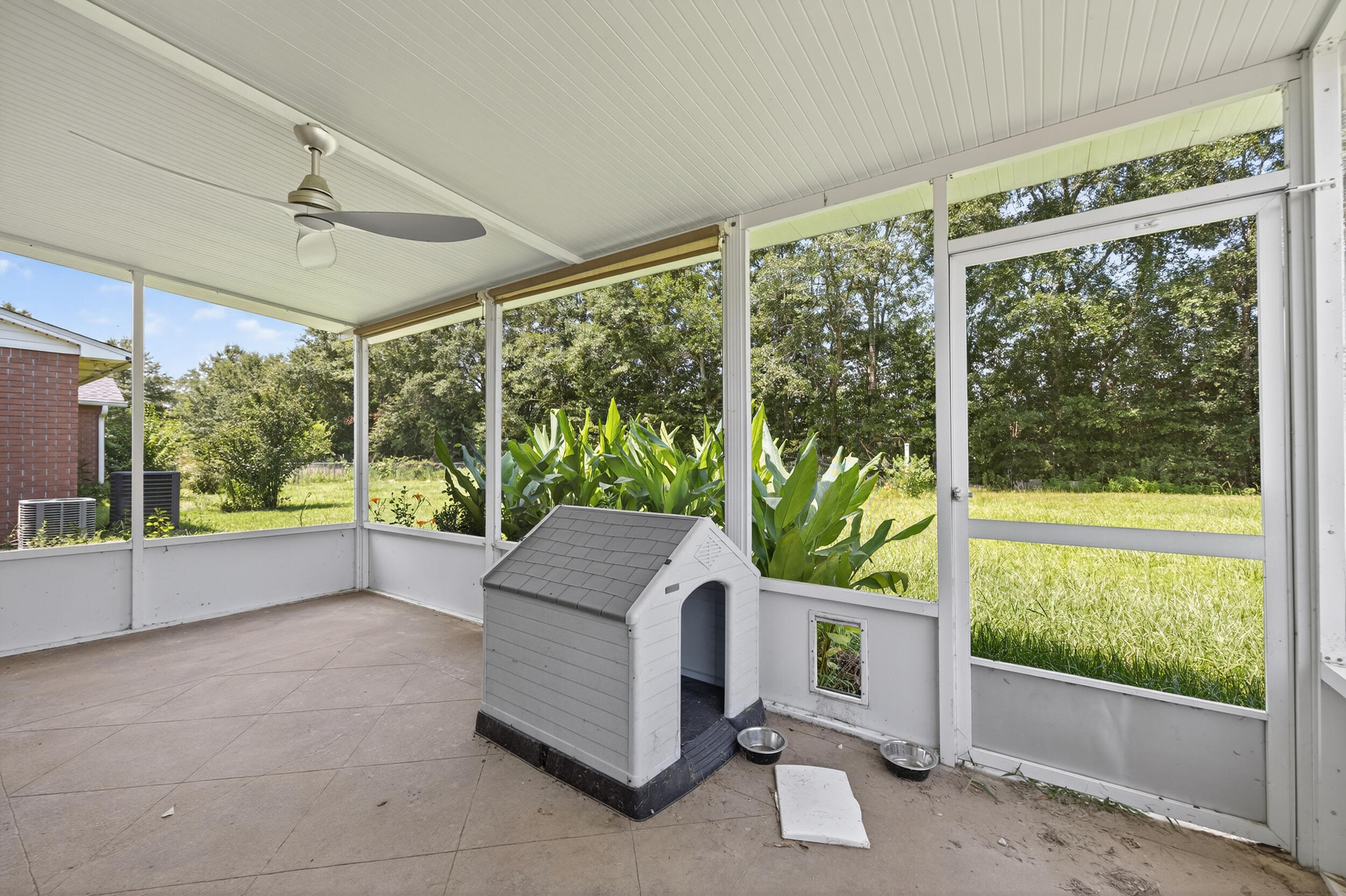 5589 Chalker Road Molino, FL 32577 - Photo 30 of 38 a house view with a garden space