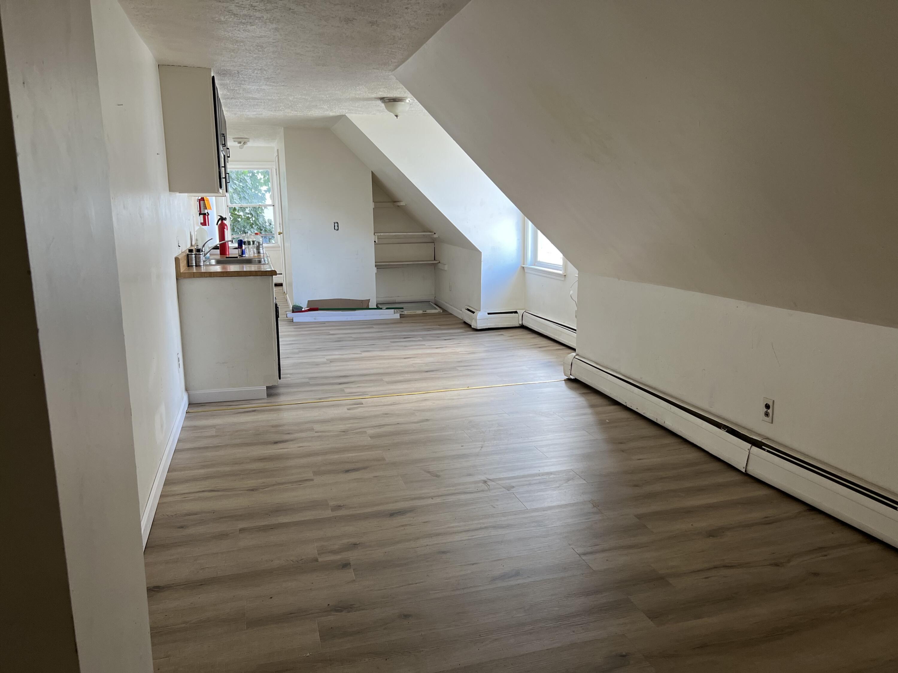 125 Pierce Street Lewiston, ME 04240 - Photo 2 of 2 Apartment 6