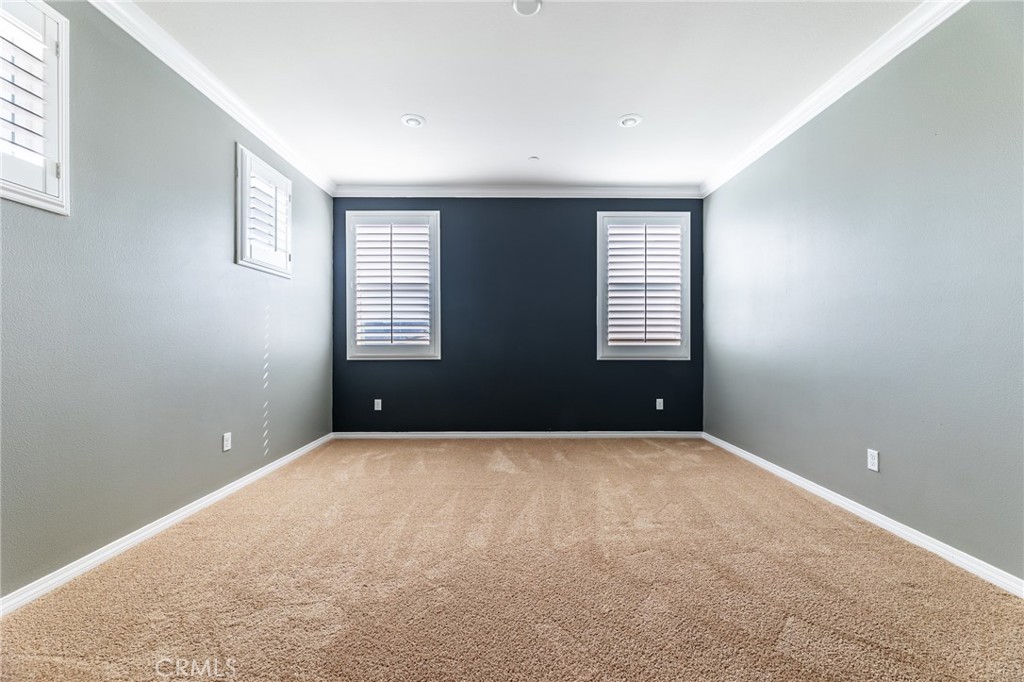 26459 Riverrock Way Saugus, CA 91350 - Photo 35 of 60 an empty room with windows