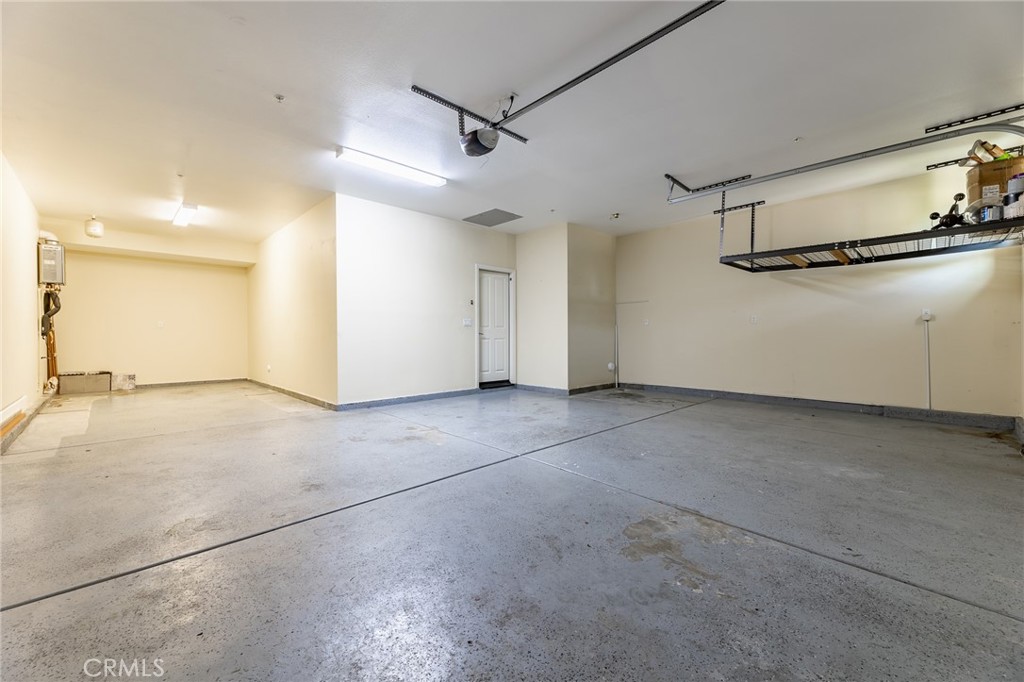 26459 Riverrock Way Saugus, CA 91350 - Photo 60 of 60 a view of a garage