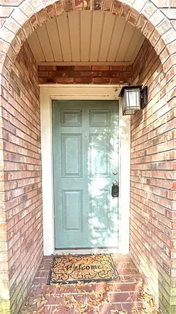 $1,925 | 5221 Southwest 97 Drive, Gainesville, FL 32608