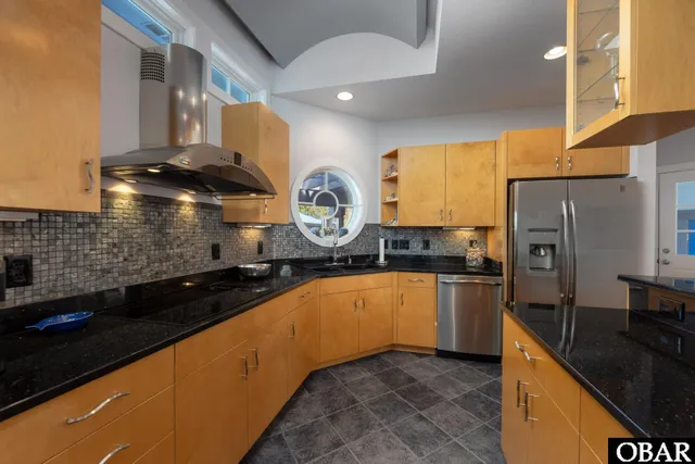 $1,195,000 | 748 Dune Point Road, Corolla, NC 27927