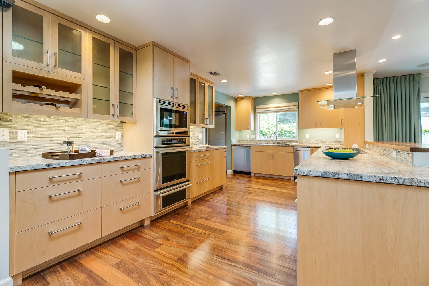 417 Andrew Drive Ojai, CA 93023 - Photo 3 of 31 a large kitchen with granite countertop a large counter top stainless steel appliances and cabinets