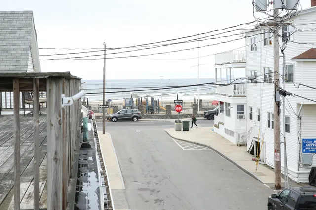 $1,600 | 12 G Street, Unit 45, Hampton, NH 03842