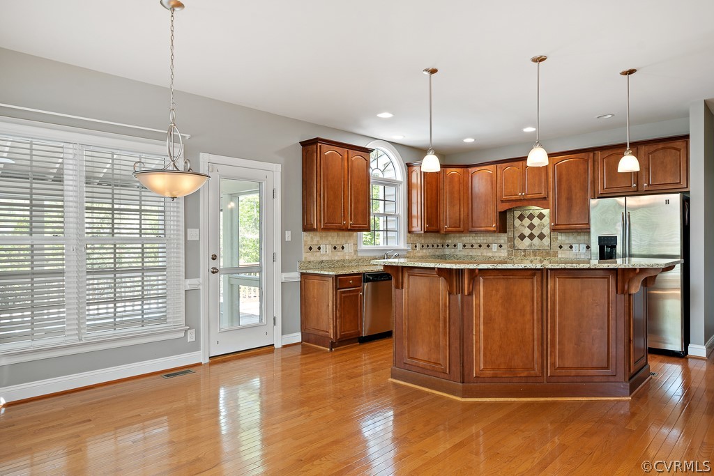 3412 Post Mill Place Midlothian, VA 23113 - Photo 11 of 50 Open kitchen with granite countertops, 2 tiered is
