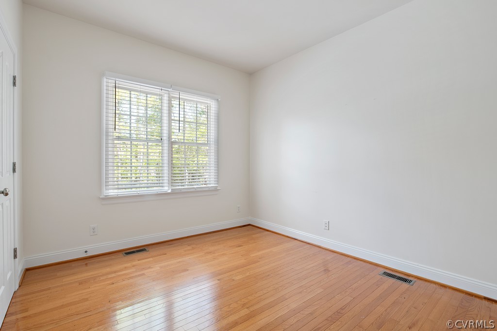 3412 Post Mill Place Midlothian, VA 23113 - Photo 18 of 50 1st level bedroom #2 with hardwood floors, large c