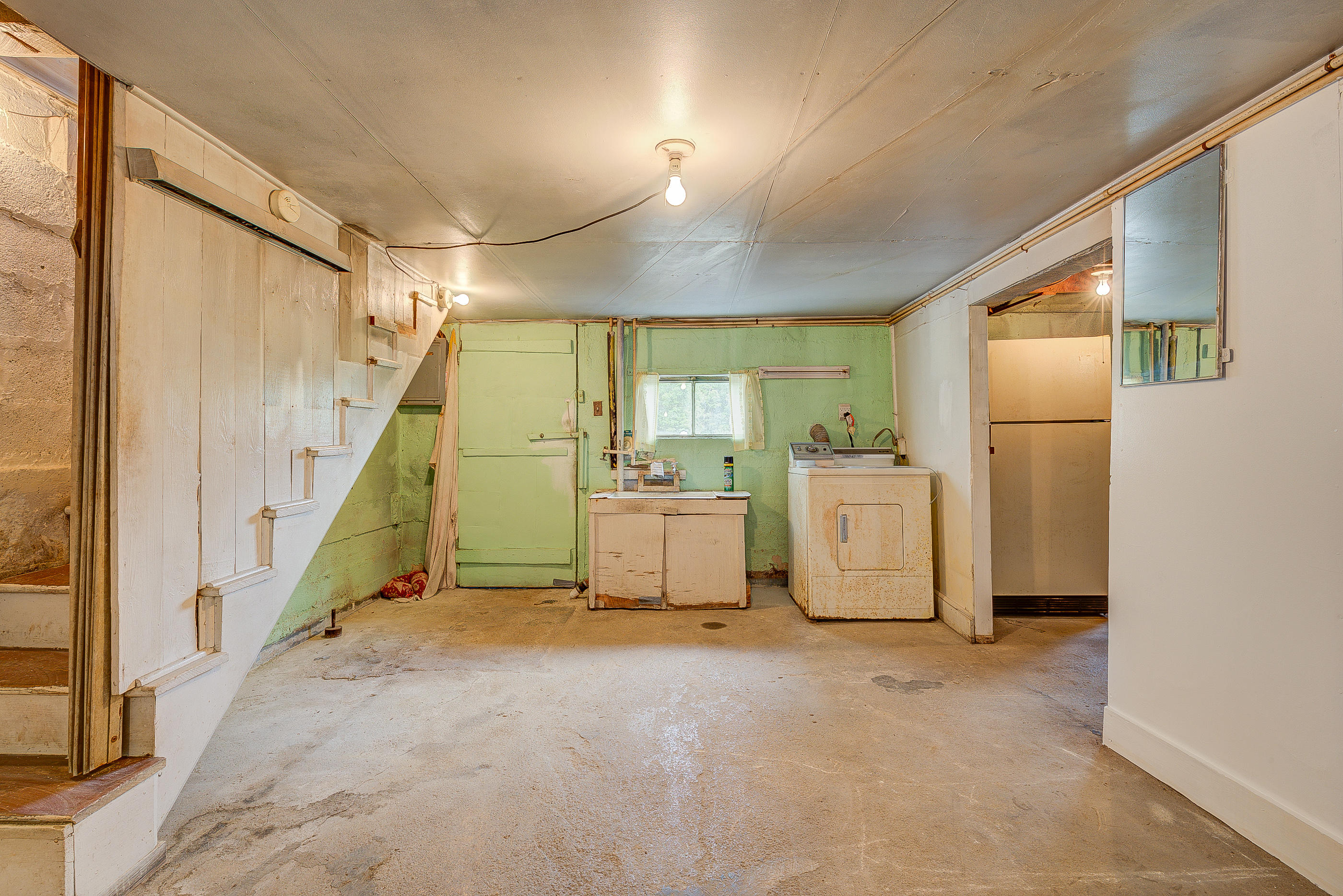 2150 West Wind Road Fincastle, VA 24090 - Photo 18 of 24 20