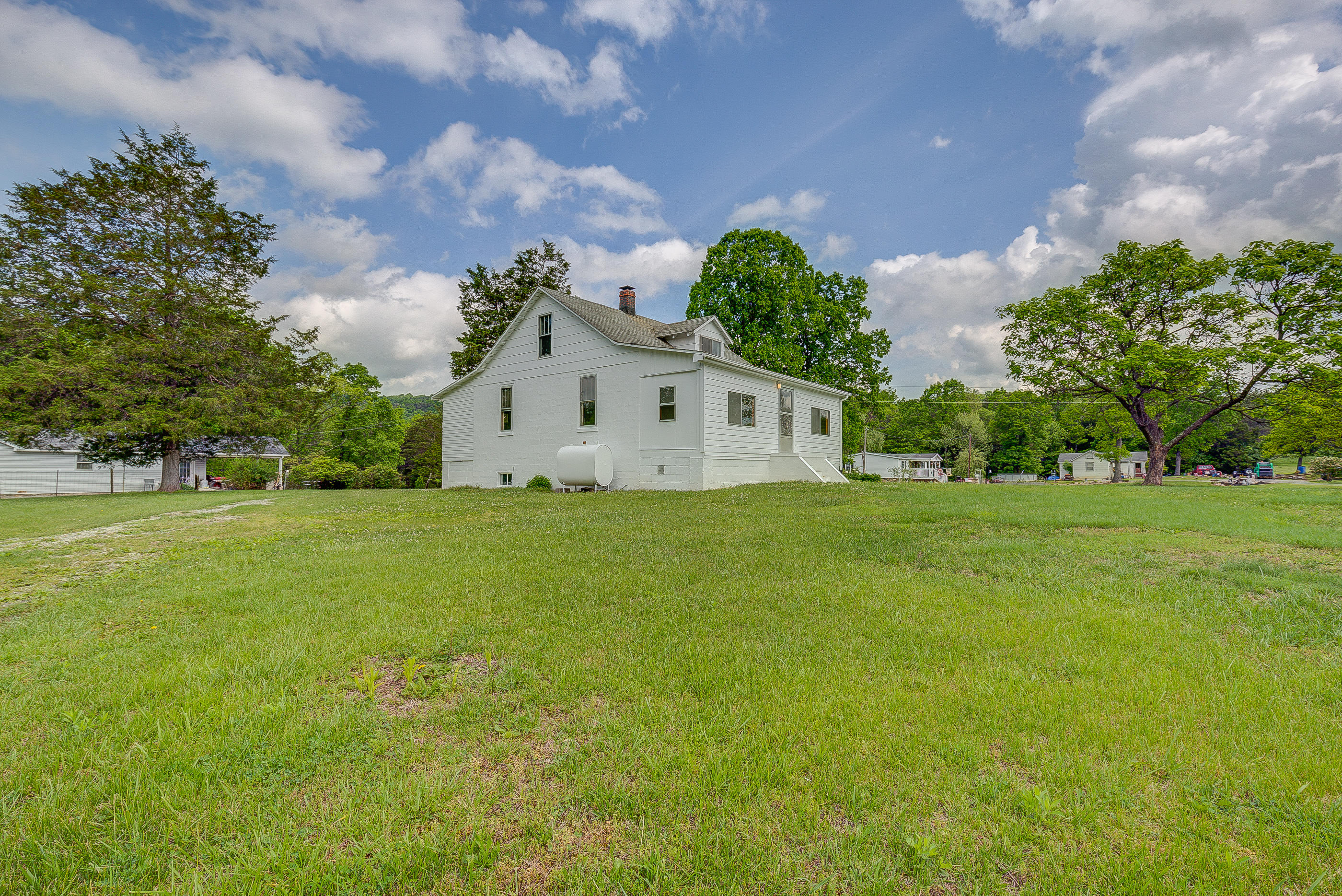 2150 West Wind Road Fincastle, VA 24090 - Photo 20 of 24 24