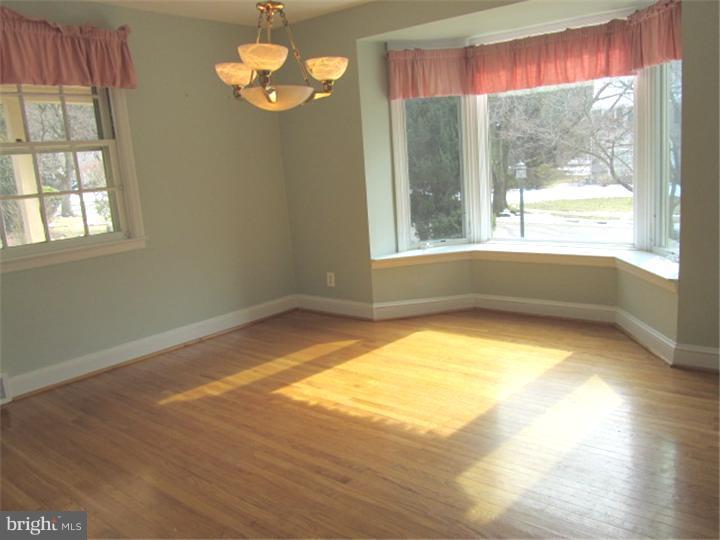 117 Wetherill Road Cheltenham, PA 19012 - Photo 8 of 25 Dining Room