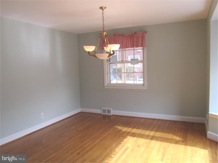 117 Wetherill Road Cheltenham, PA 19012 - Photo 9 of 25 Dining Room