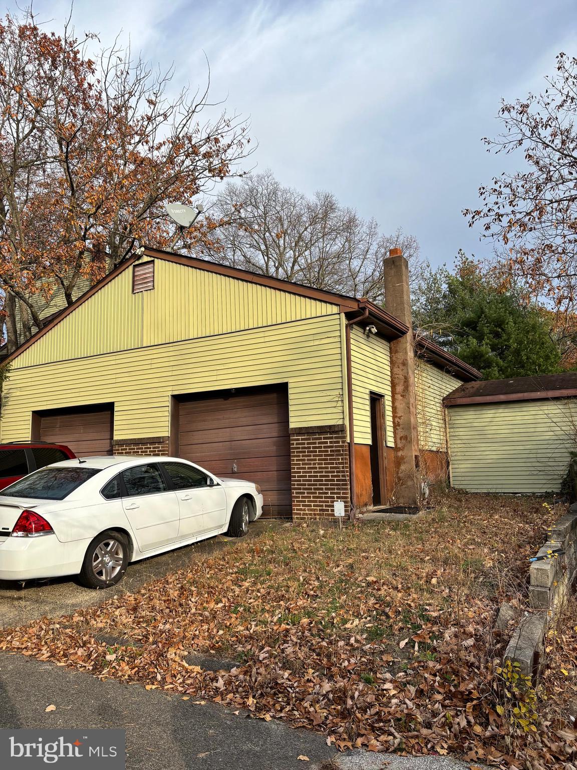 148 Diamond Avenue Pine Hill, NJ 08021 - Photo 34 of 35 a house view with a backyard space