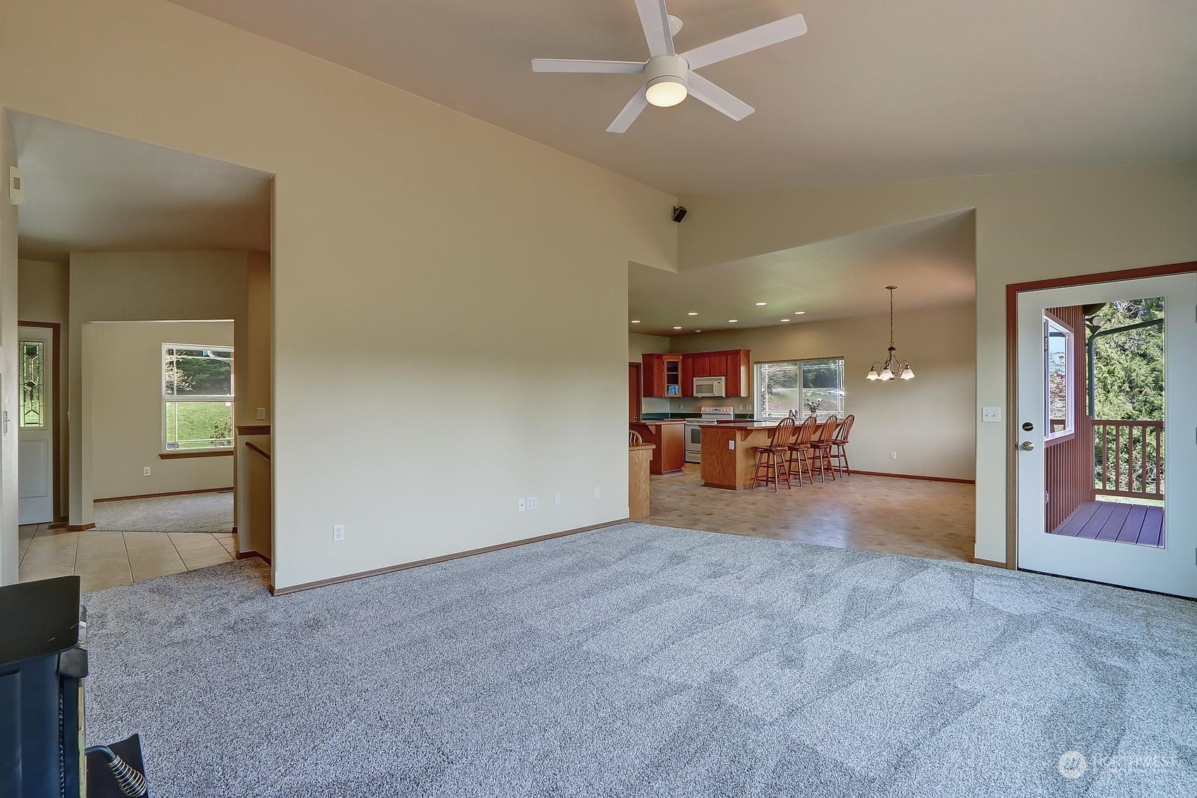 15801 Larson Loss Road Buckley, WA 98321 - Photo 11 of 39 Gallery Image 11