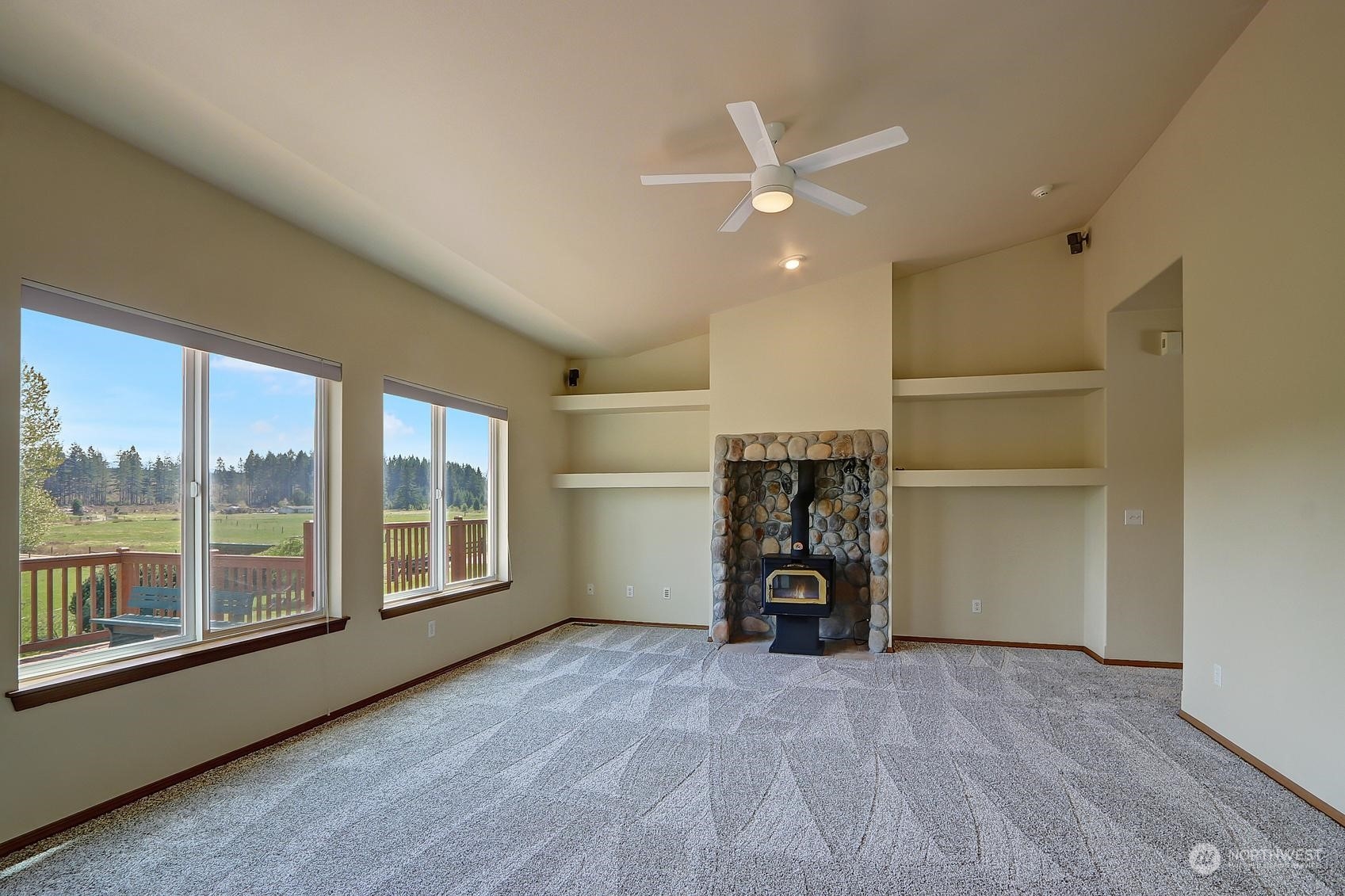 15801 Larson Loss Road Buckley, WA 98321 - Photo 7 of 39 Gallery Image 7