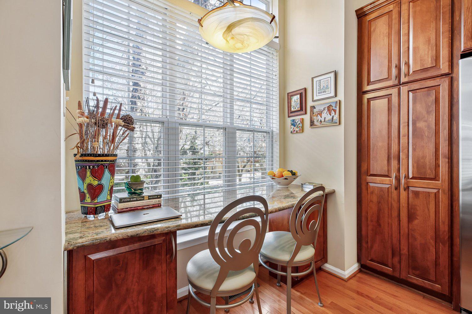 9752 Athletic Way Gaithersburg, MD 20878 - Photo 11 of 47 Breakfast Area