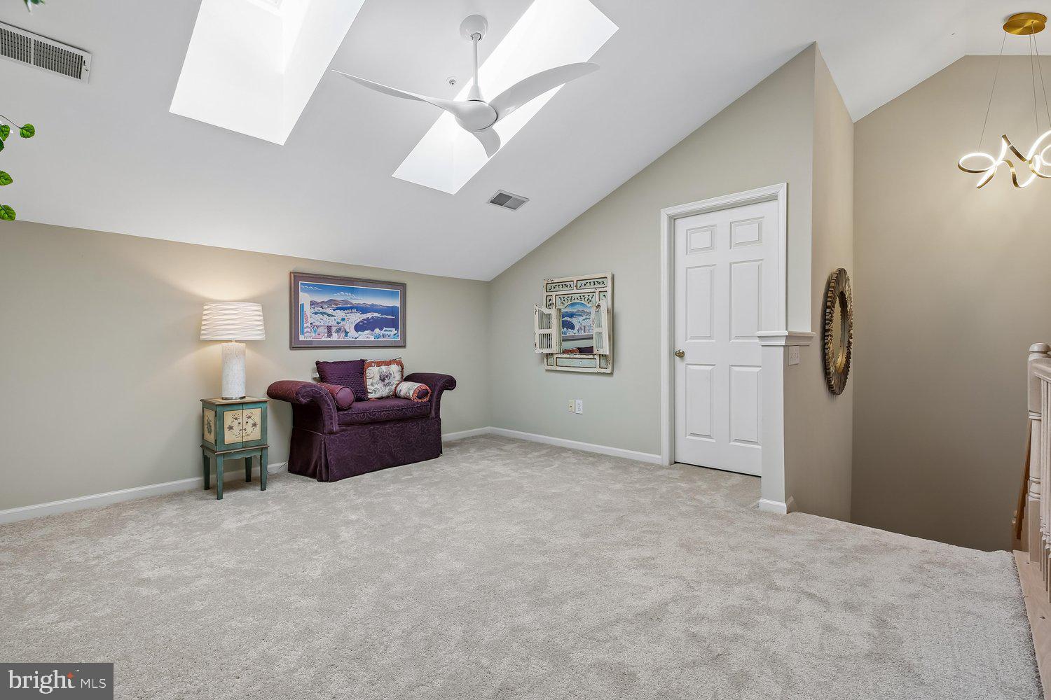 9752 Athletic Way Gaithersburg, MD 20878 - Photo 24 of 47 Loft