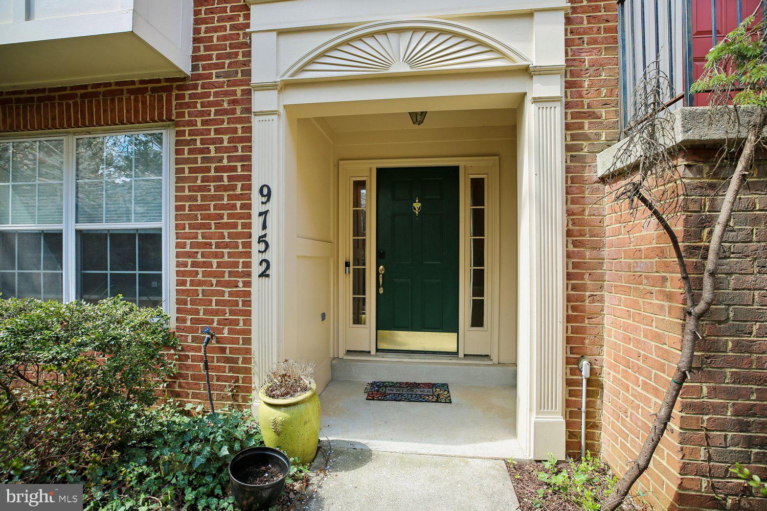 9752 Athletic Way Gaithersburg, MD 20878 - Photo 39 of 47 Porch