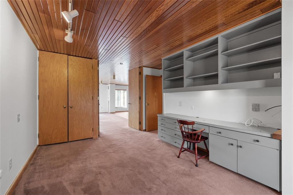 5 Bayard Road, Unit 219 Pittsburgh, PA 15213 - Photo 19 of 35 a kitchen with a sink and cabinets