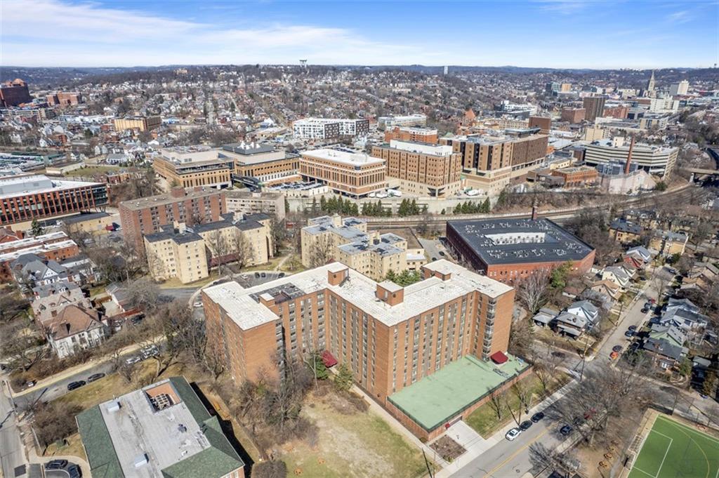 5 Bayard Road, Unit 219 Pittsburgh, PA 15213 - Photo 32 of 35 an aerial view of a city with lots of residential buildings