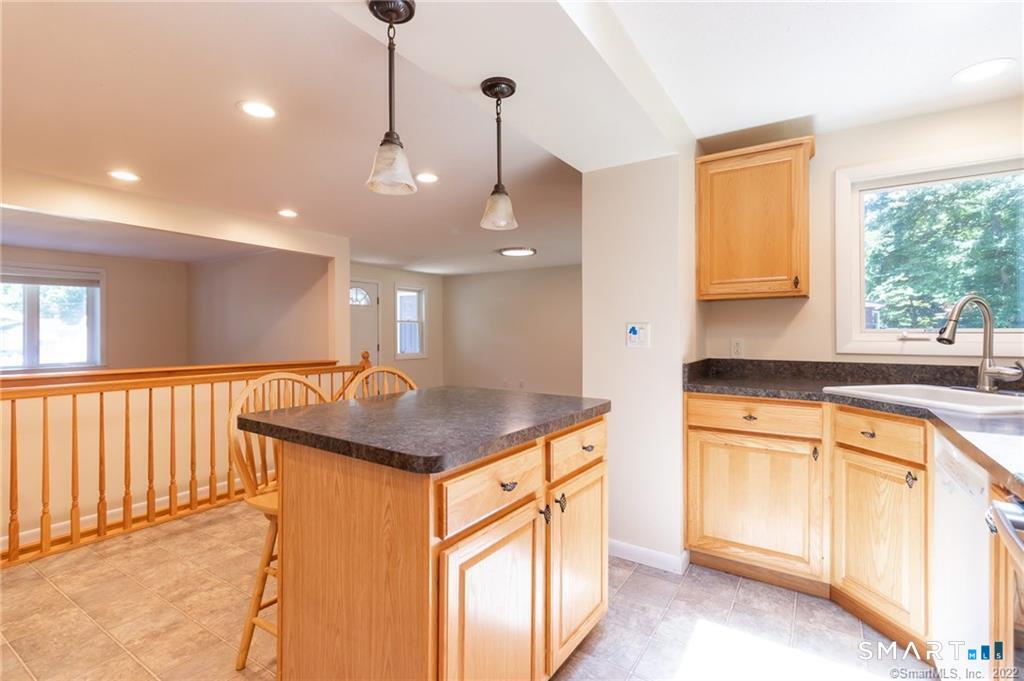 10 Tanglewood Road Farmington, CT 06032 - Photo 17 of 40 Gallery Image 17