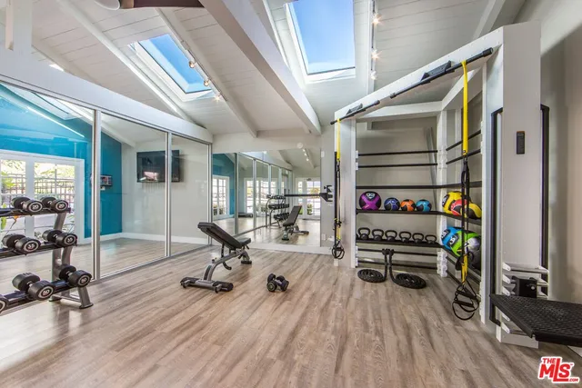 $3,758 | 6600 Beachview Drive, Unit 404, Rancho Palos Verdes, CA 90275