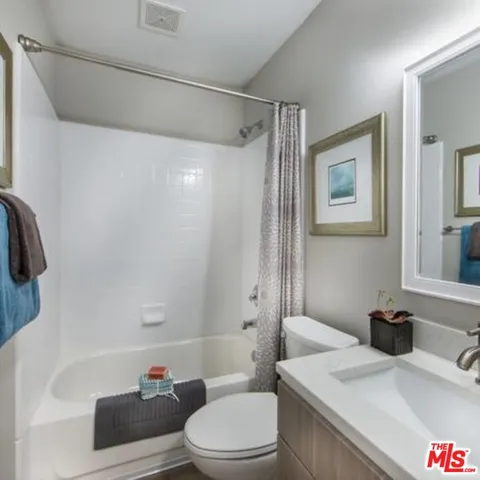 $3,758 | 6600 Beachview Drive, Unit 404, Rancho Palos Verdes, CA 90275