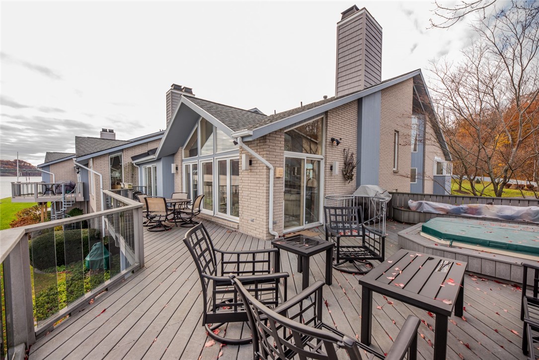 7 Bay Point Circle Irondequoit, NY 14622 - Photo 32 of 34