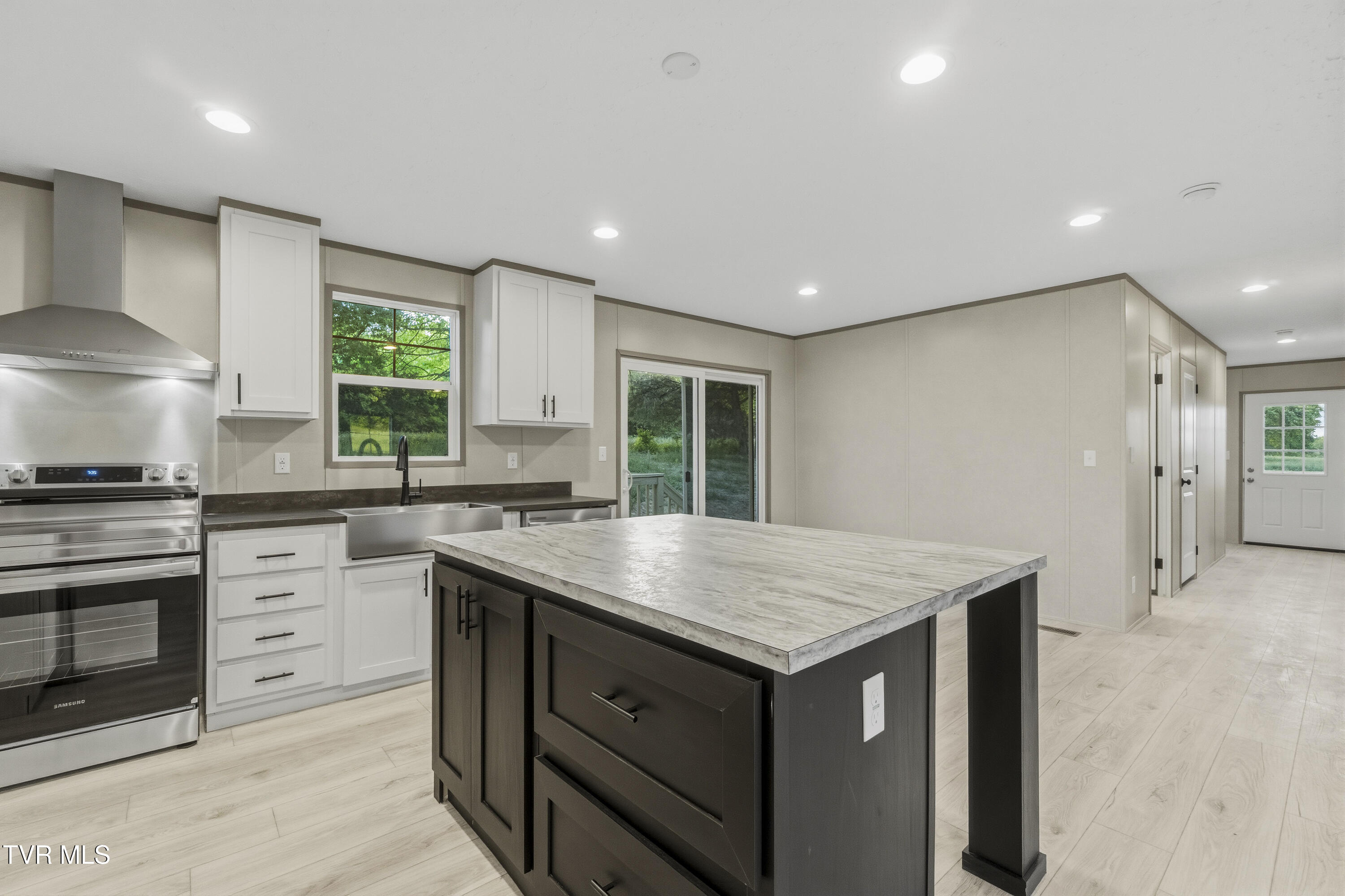 555 McDonald Road Midway, TN 37809 - Photo 13 of 38 Kitchen/Dining