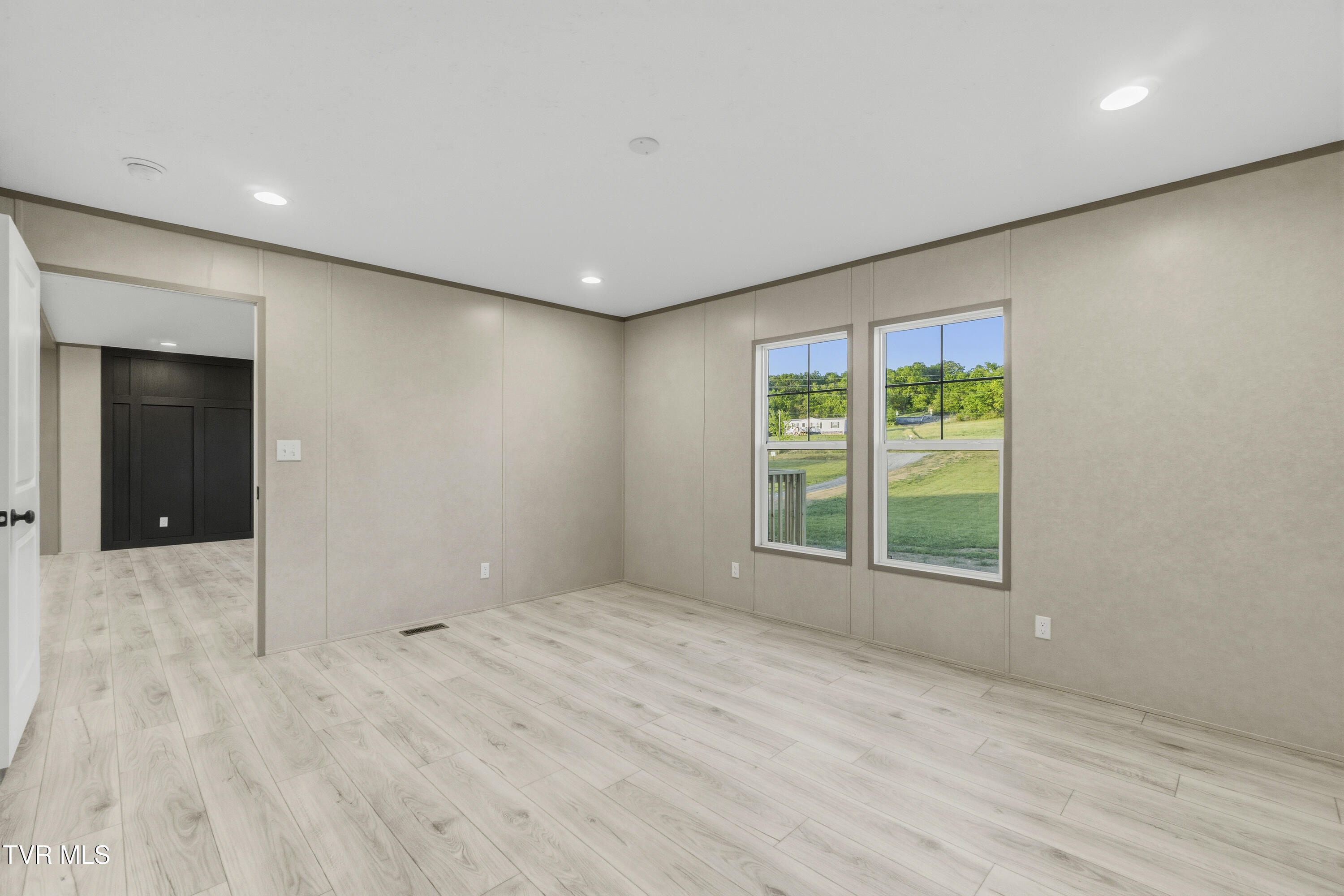 555 McDonald Road Midway, TN 37809 - Photo 19 of 38 Master Bedroom