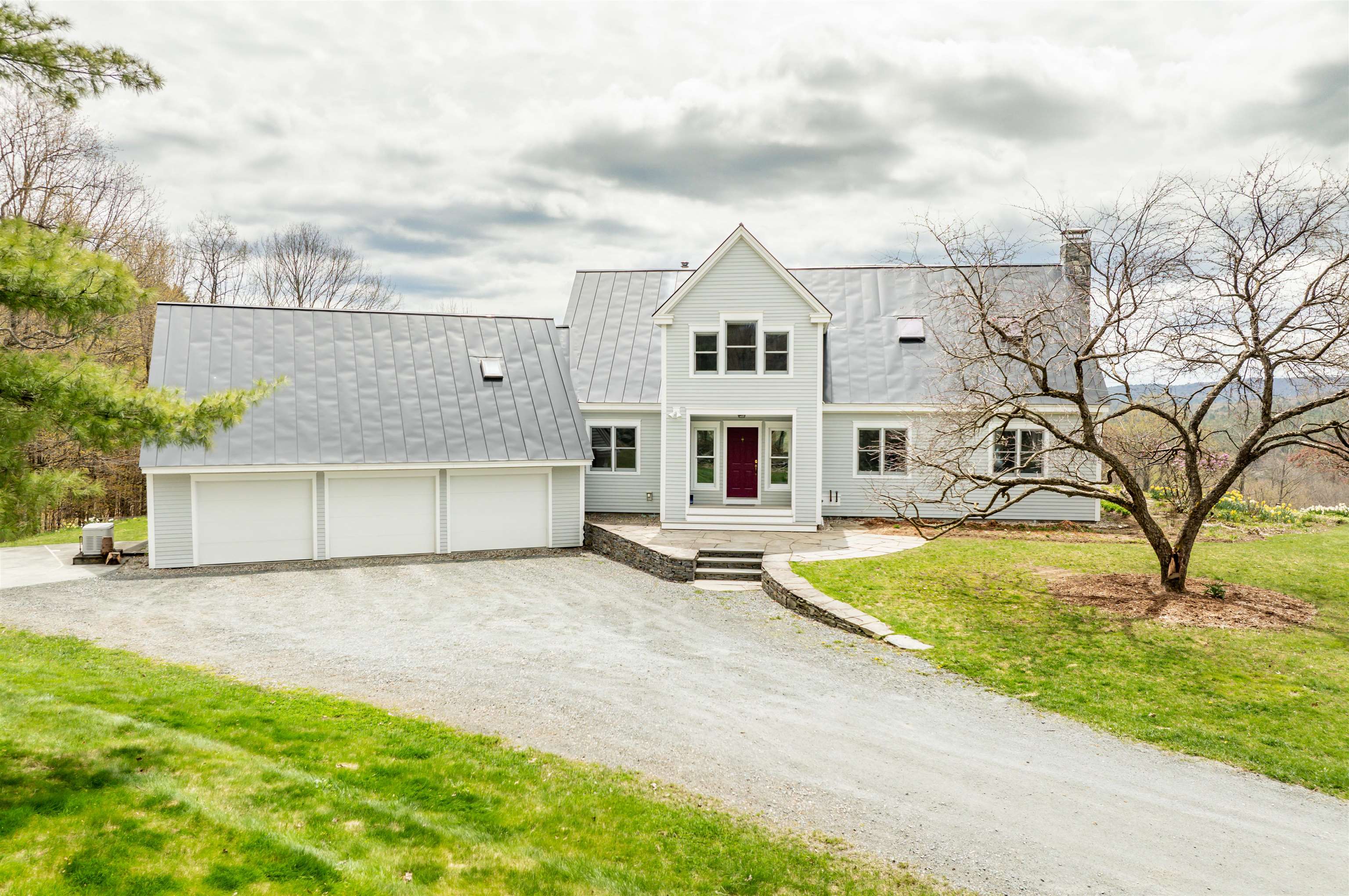 220 Upper Turnpike Road Norwich, VT 05055 - Photo 3 of 40