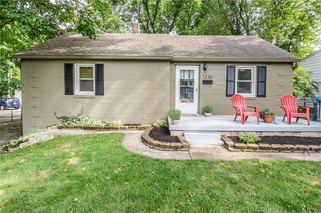 1236 Nicholas Road Indianapolis, IN 46220 - Photo 1 of 34