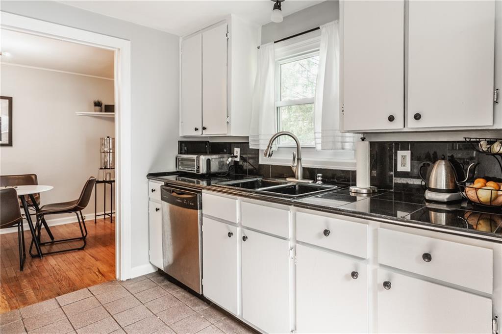 1236 Nicholas Road Indianapolis, IN 46220 - Photo 12 of 34