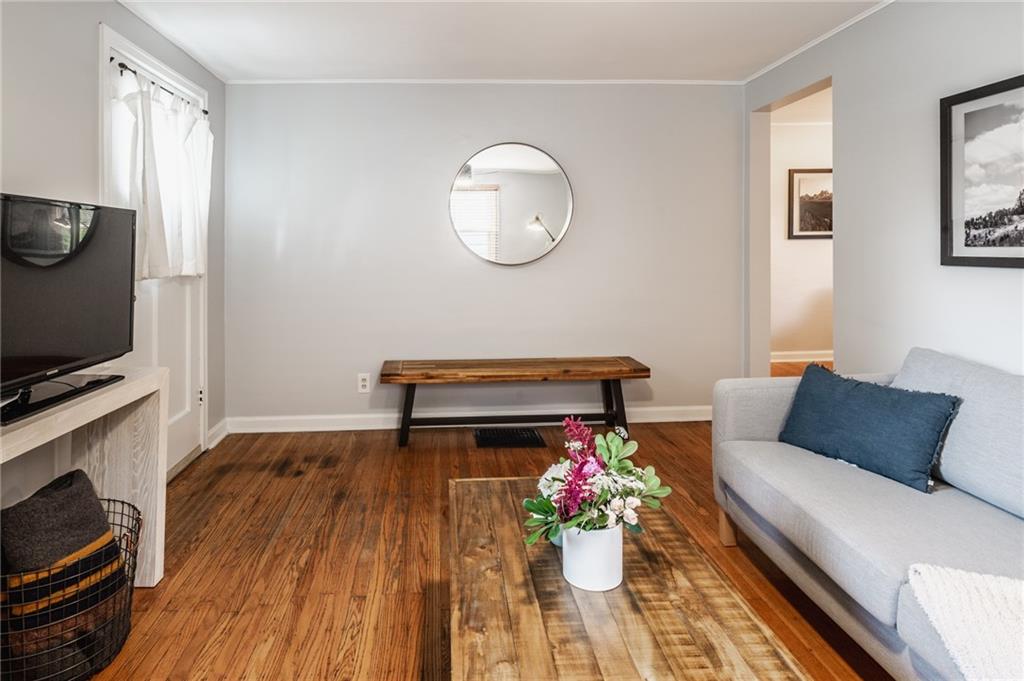 1236 Nicholas Road Indianapolis, IN 46220 - Photo 5 of 34