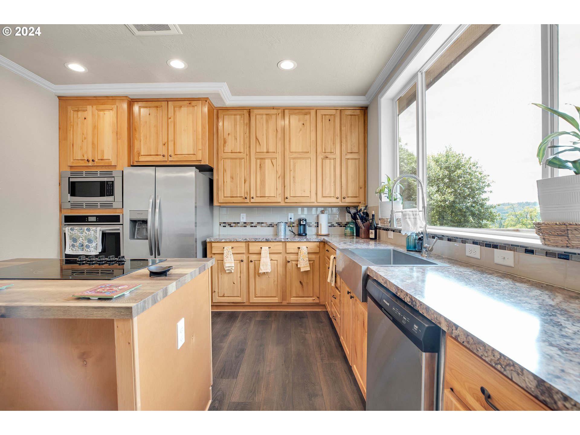 68450 Whitney Road Rainier, OR 97048 - Photo 6 of 40 Gallery Image 6