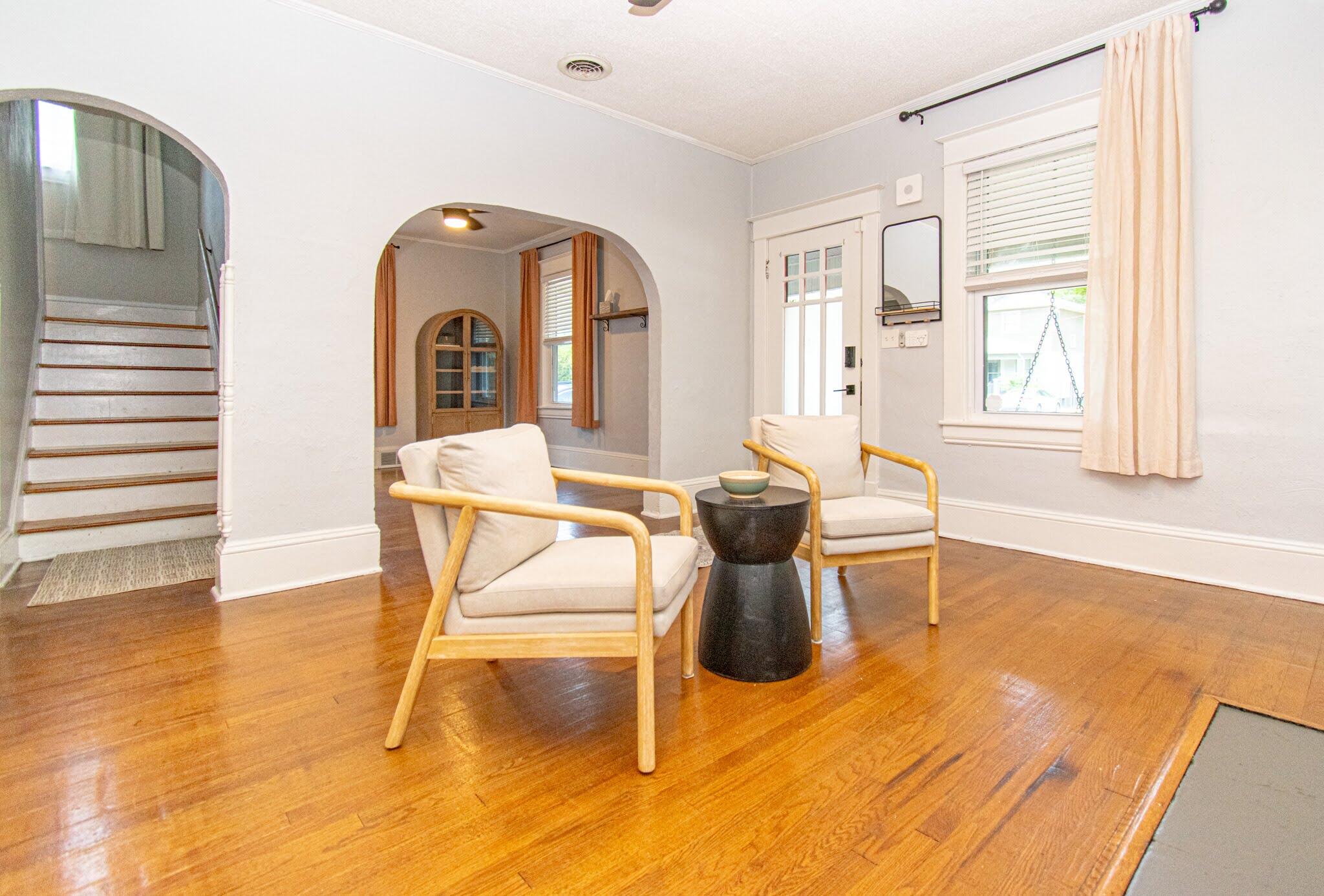 2446 Montvale Road Southwest Roanoke, VA 24015 - Photo 6 of 32 DSC_0007