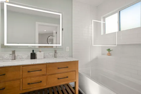 $998,000 | 4238 Laguna Avenue, Oakland, CA 94602