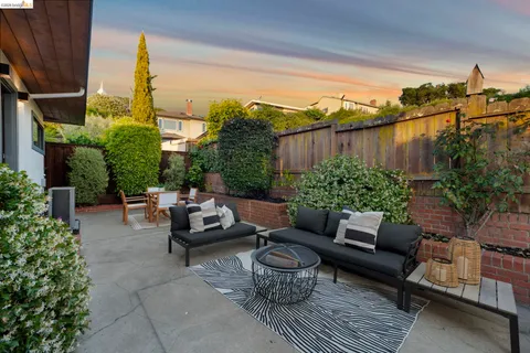 $998,000 | 4238 Laguna Avenue, Oakland, CA 94602