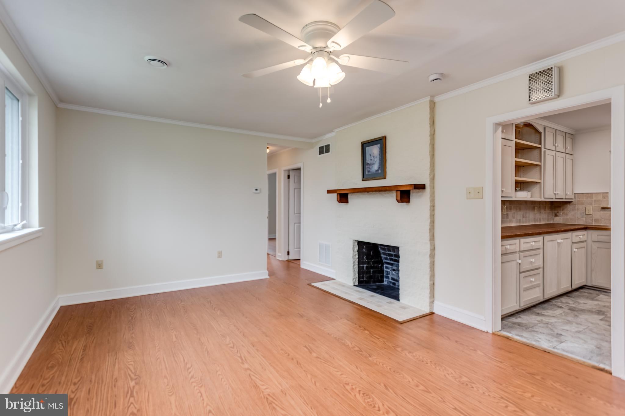 6233 Strasburg Road Strasburg, VA 22657 - Photo 25 of 40 LIVING ROOM