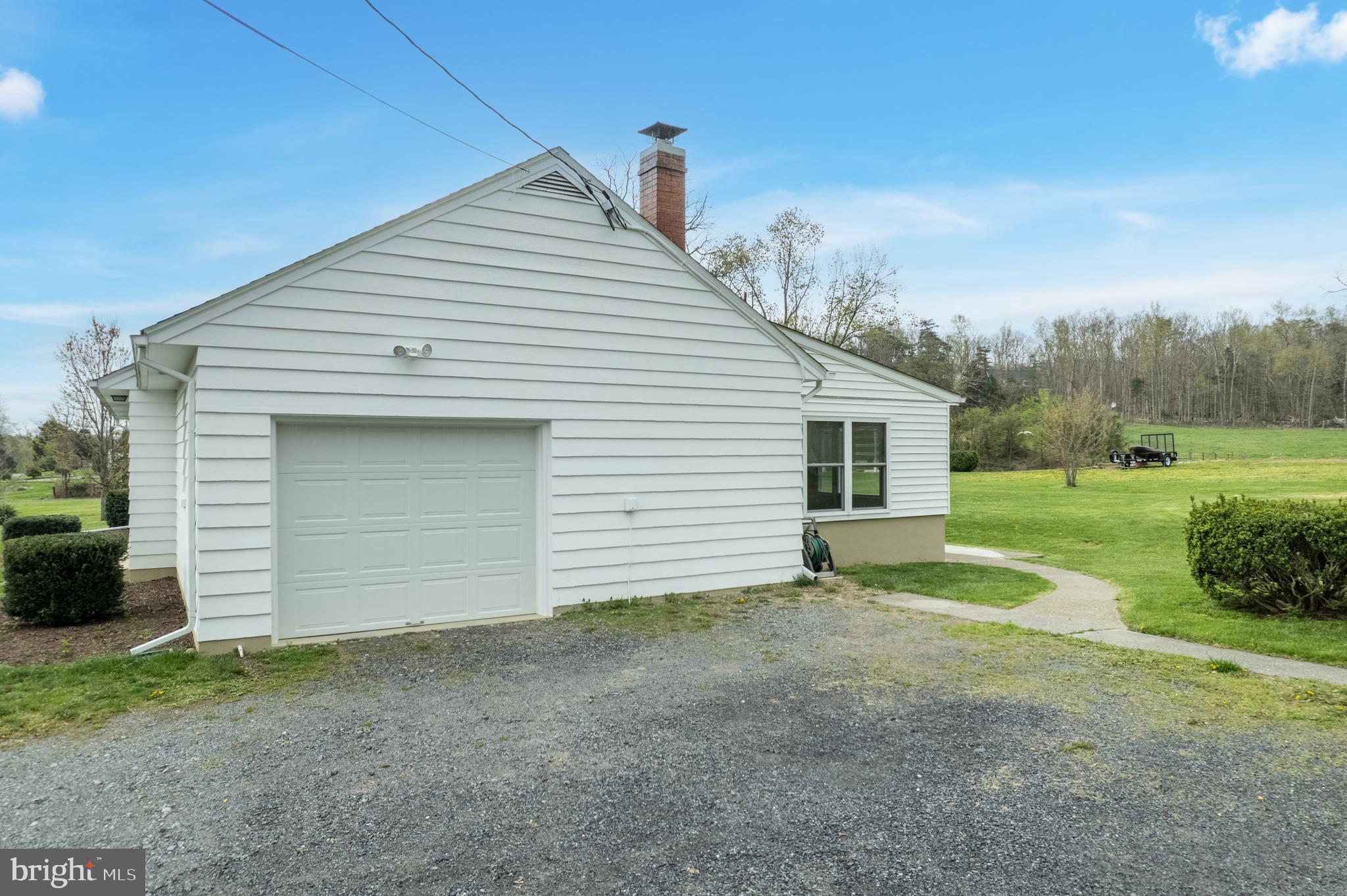6233 Strasburg Road Strasburg, VA 22657 - Photo 4 of 40 Gallery Image 4