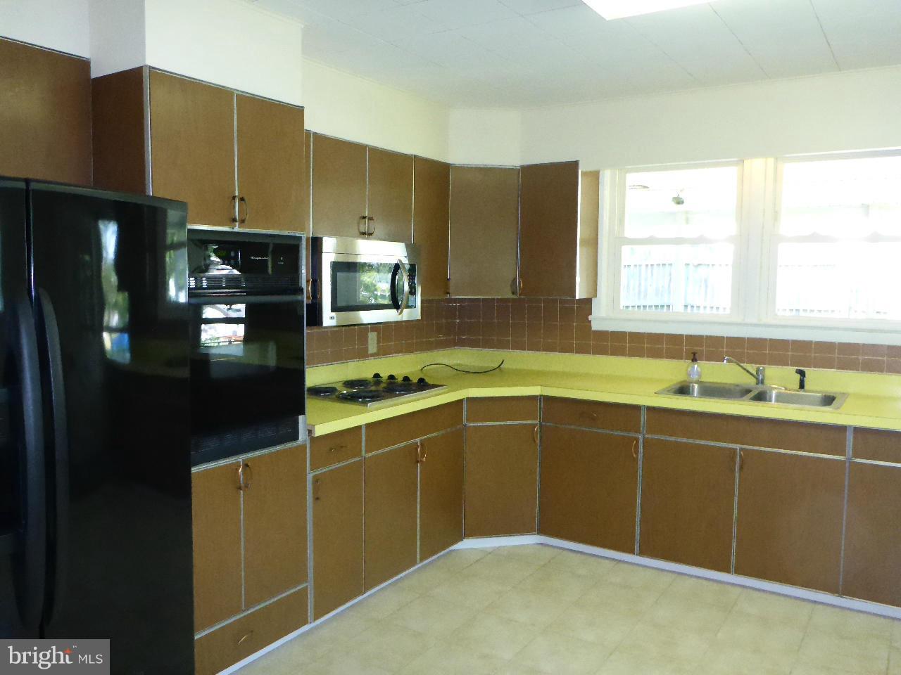 1524 Carpenters Point Road Perryville, MD 21903 - Photo 6 of 29 Kitchen